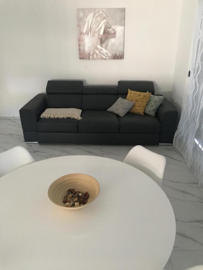 Apartmani Zlata Sveti Filip i Jakov Esterno foto
