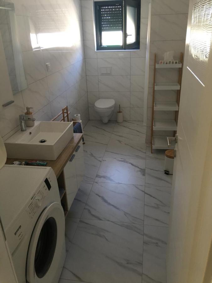Apartmani Zlata Sveti Filip i Jakov Esterno foto