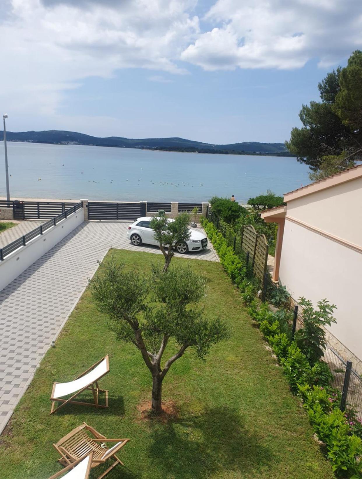 Apartmani Zlata Sveti Filip i Jakov Esterno foto